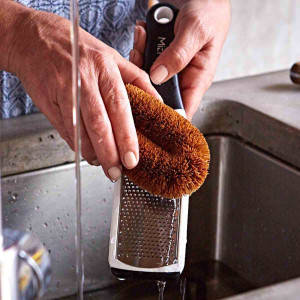 Natural Kitchen Scrubber - Coconut Fibre Bristles, decorative home accessory